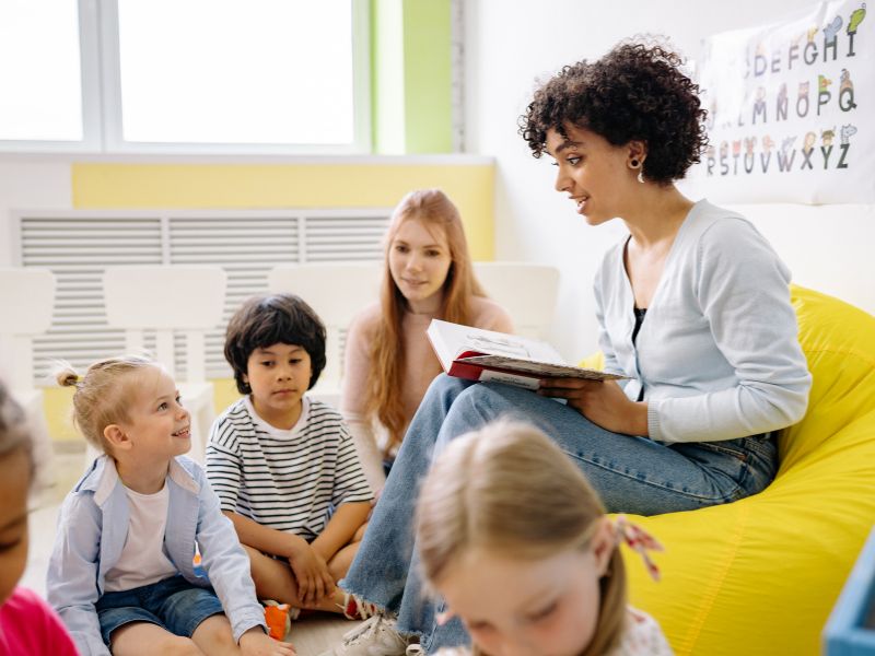 Cách xử lý thông minh, khéo léo khi trẻ nói tục, nói bậy 17 Dạy cho trẻ mẫu giáo hiểu về việc không nên chửi thề