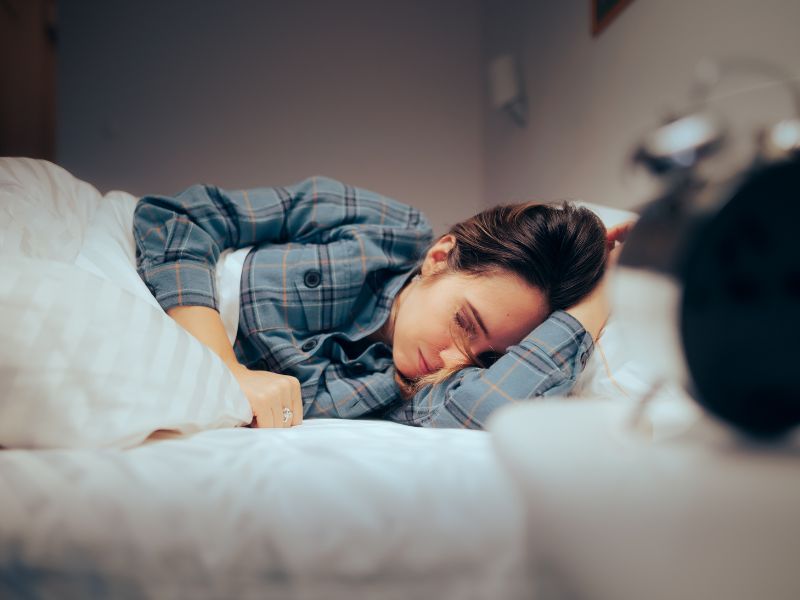 Có nên cho trẻ xem phim kinh dị? - Đáp án bất ngờ cho cha mẹ 5 Xem phim kinh dị có thể gây ra những tác động tiêu cực về lâu dài cho trẻ