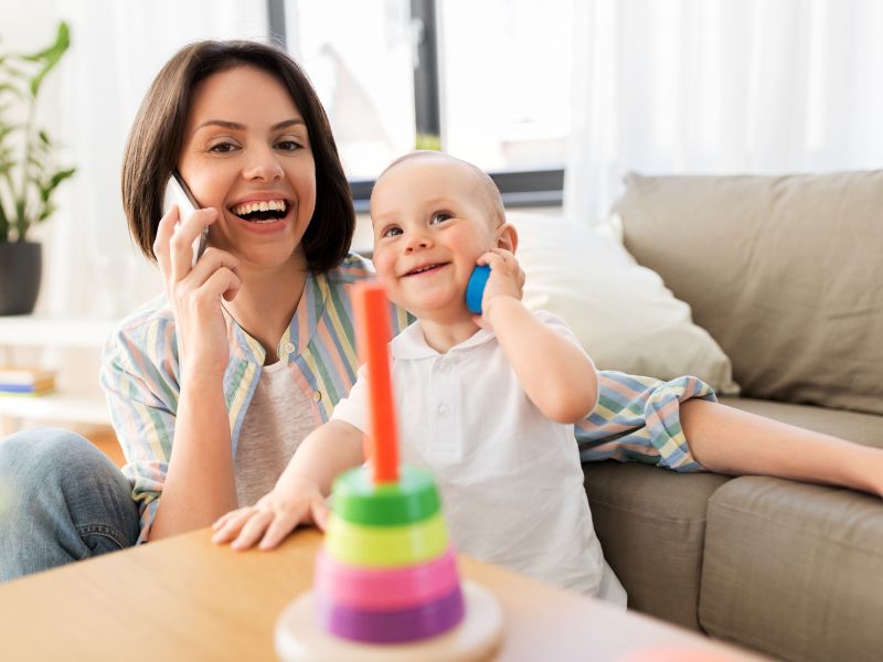 Dạy con nói suy nghĩ của mình - Khi "ngoan" không còn là sự nghe lời TUYỆT ĐỐI 5 Ba mẹ hãy tạo ra những cuộc đối thoại trước mặt con để có thể làm gương cho con