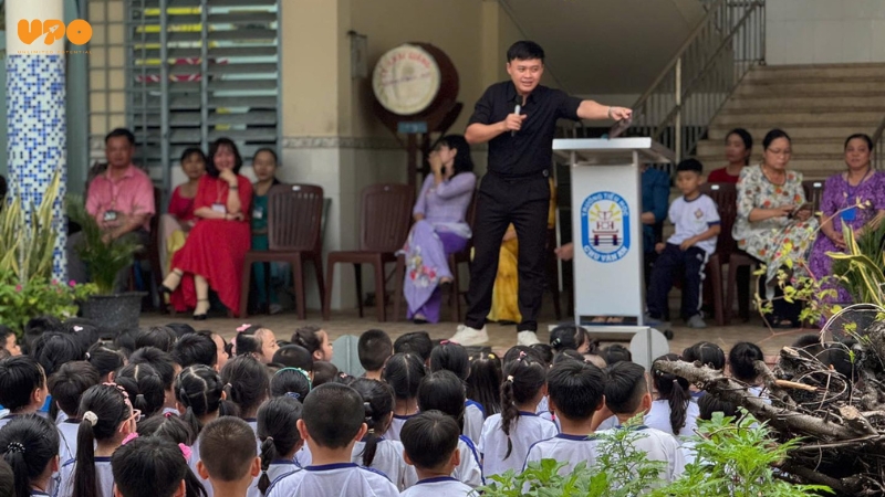 di truong chu van an bia