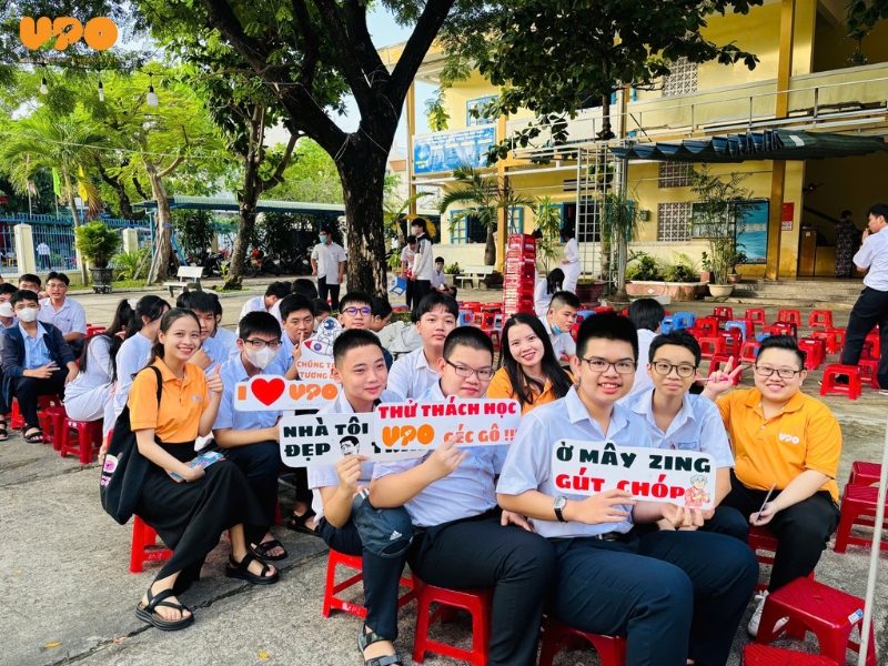 CHUYÊN ĐỀ “THIẾT LẬP MỤC TIÊU - CHỦ ĐỘNG TRONG HỌC TẬP” TẠI TRƯỜNG THPT TÔN THẤT TÙNG – ĐÀ NẴNG 5 di truong da nang 4