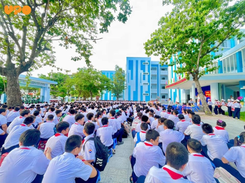 CHUYÊN ĐỀ “QUẢN LÝ CẢM XÚC & GIẢM STRESS” TẠI TRƯỜNG THCS THÁI NGUYÊN – NHA TRANG 2 Thầy Nguyễn Hải Đăng trực tiếp đứng chia sẻ với các bạn học sinh