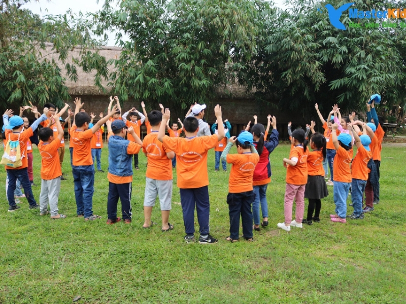 Top 6 khóa học hè cho trẻ giúp phát triển kỹ năng sống toàn diện 7 Học viện Giao tiếp MasterKids