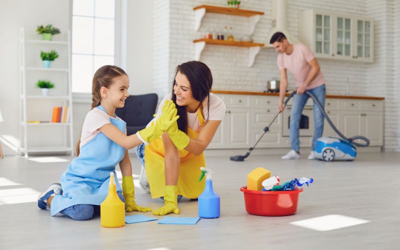 Hãy để công việc nhà trở nên thú vị và vui nhộn hơn trong mắt trẻ