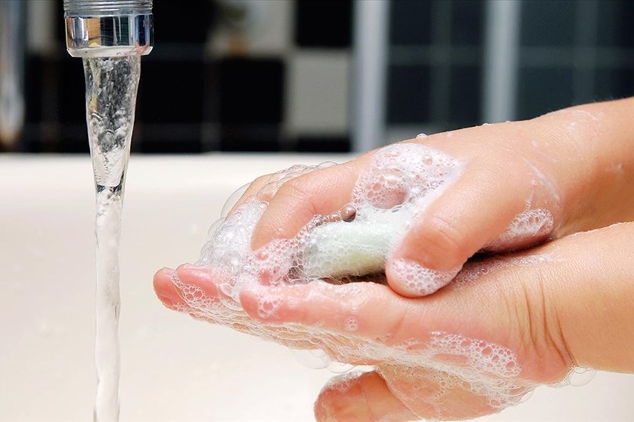 Rửa tay đúng cách trước khi ăn - hành vi nhỏ, lợi ích lớn