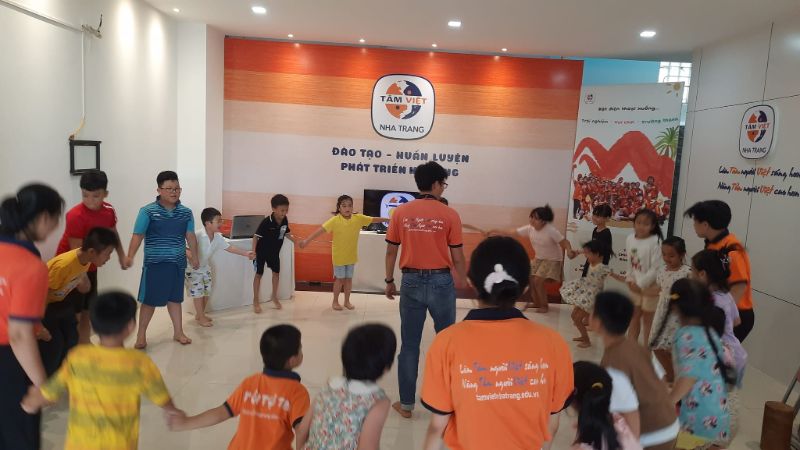 Khoá học tự tin cho trẻ cấp 1 - Tâm Việt Nha Trang