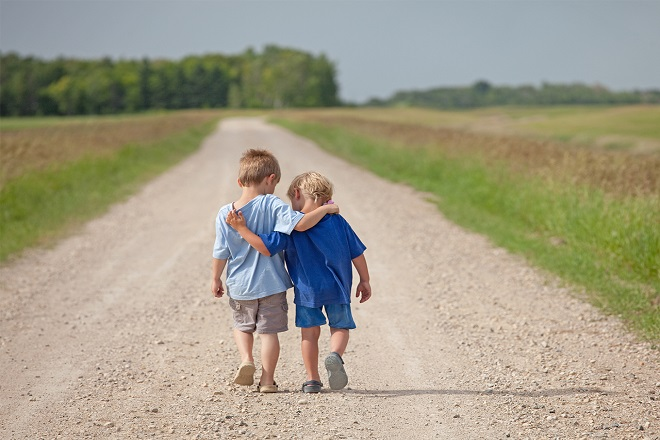 Trẻ học được cách vị tha sẽ xây dựng được những mối quan hệ tốt hơn.
