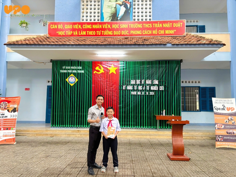 CHUYÊN ĐỀ “GIẢI QUYẾT XUNG ĐỘT & KỸ NĂNG TỰ HỌC” TẠI TRƯỜNG THCS TRẦN NHẬT DUẬT – NHA TRANG 4 Chủ đề buổi chiều: Kỹ năng tự học và tự nghiên cứu